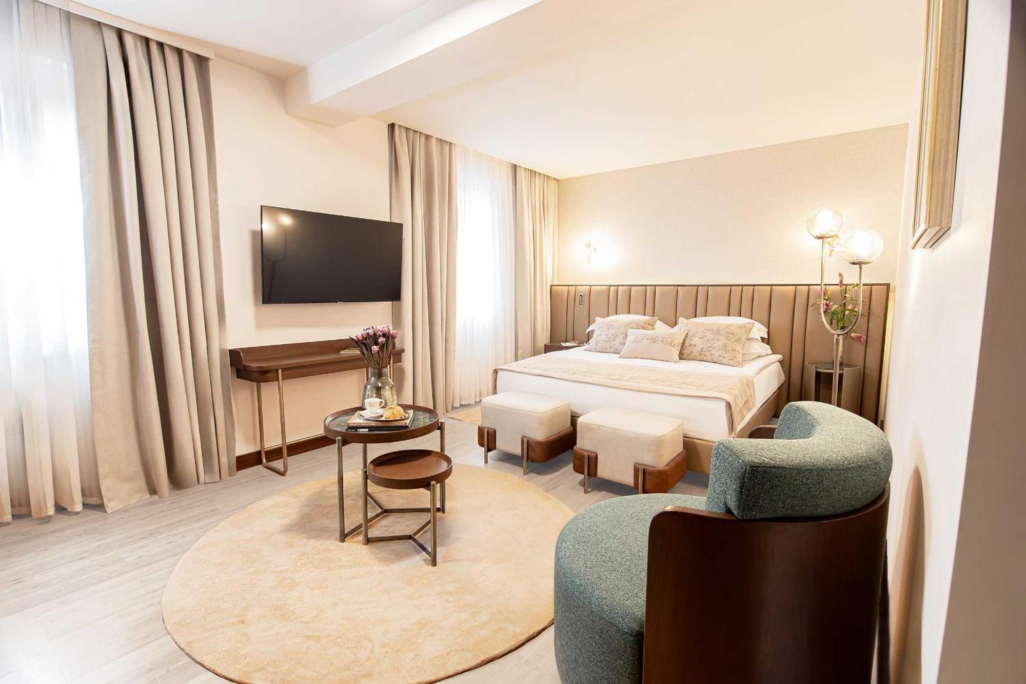 Palazzo President Hotel สปลิท ภายนอก รูปภาพ